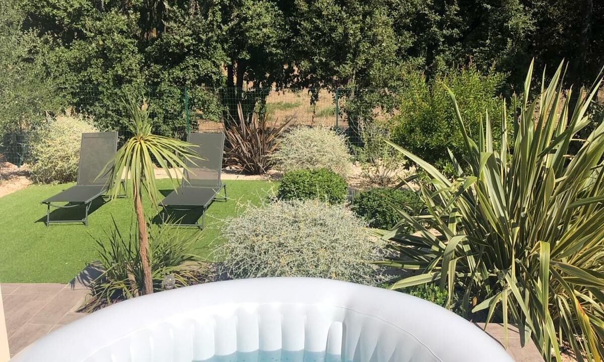 Photo of Outdoor in Poulx