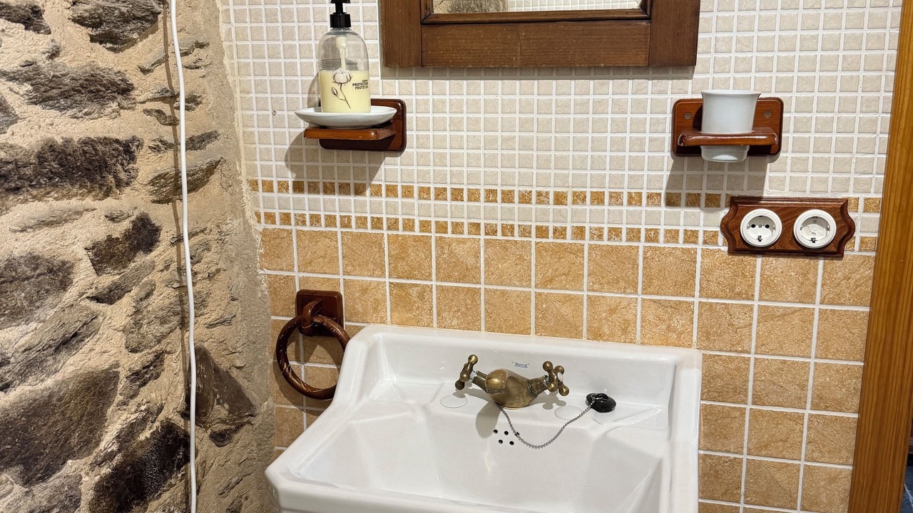 Photo of Bathroom in Puebla de Sanabria