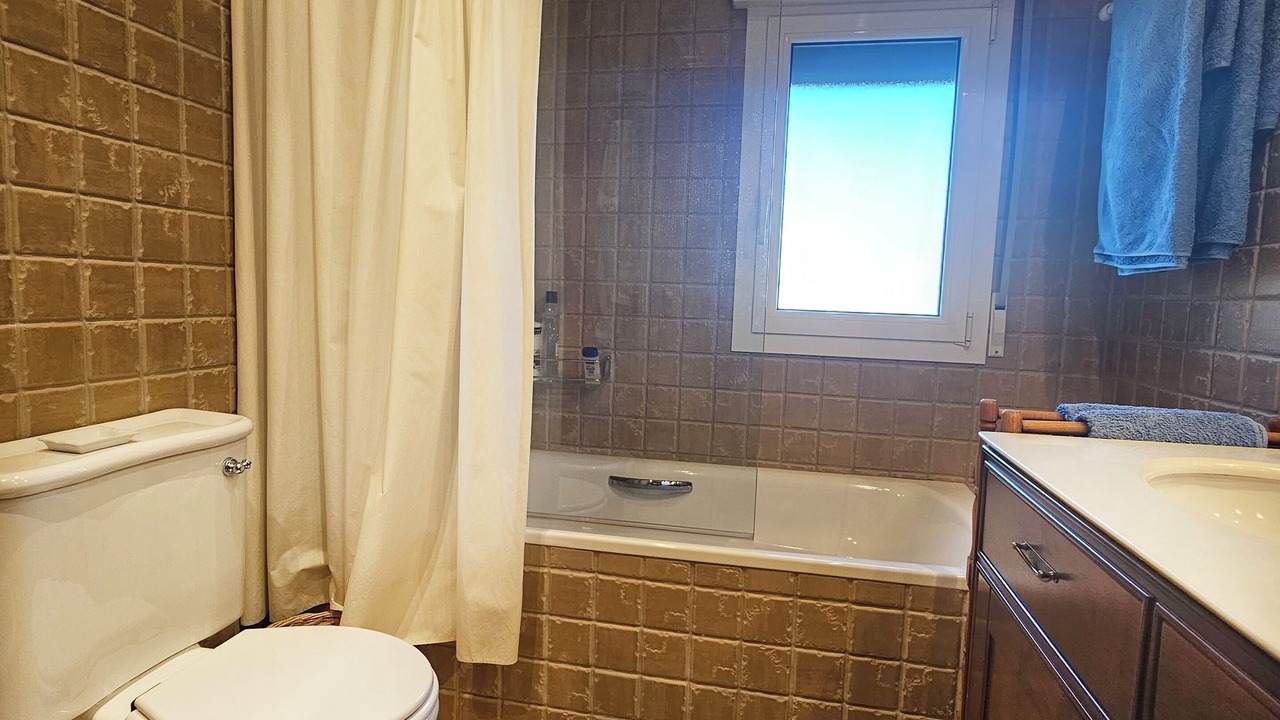 Photo of Bathroom in Valtierra