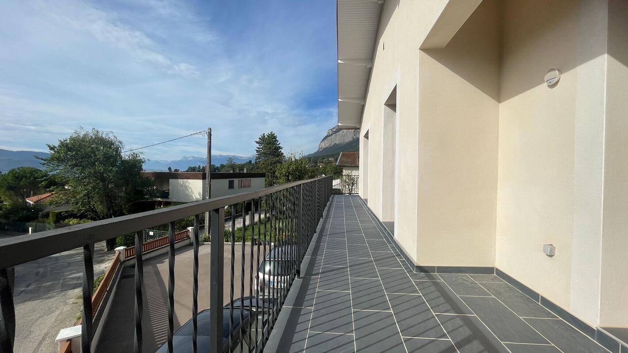 Photo of Patio Balcony in Saint-Ismier