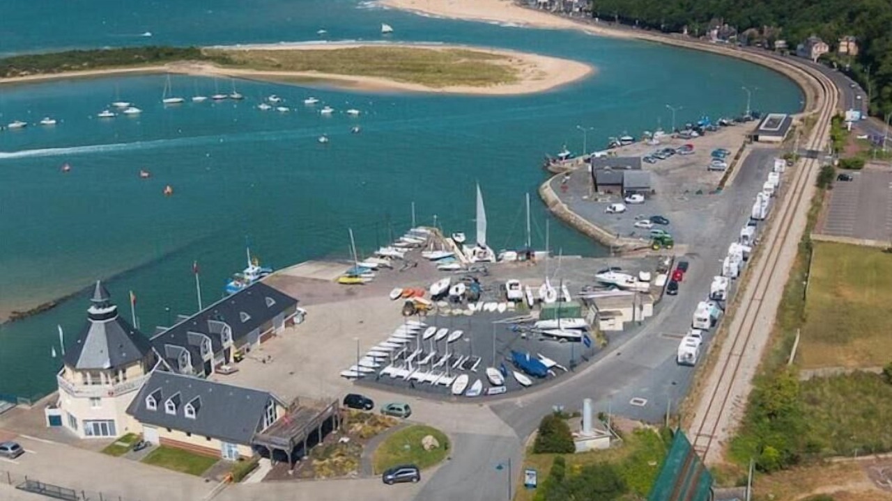 Photo of Outdoor in Port Guillaume