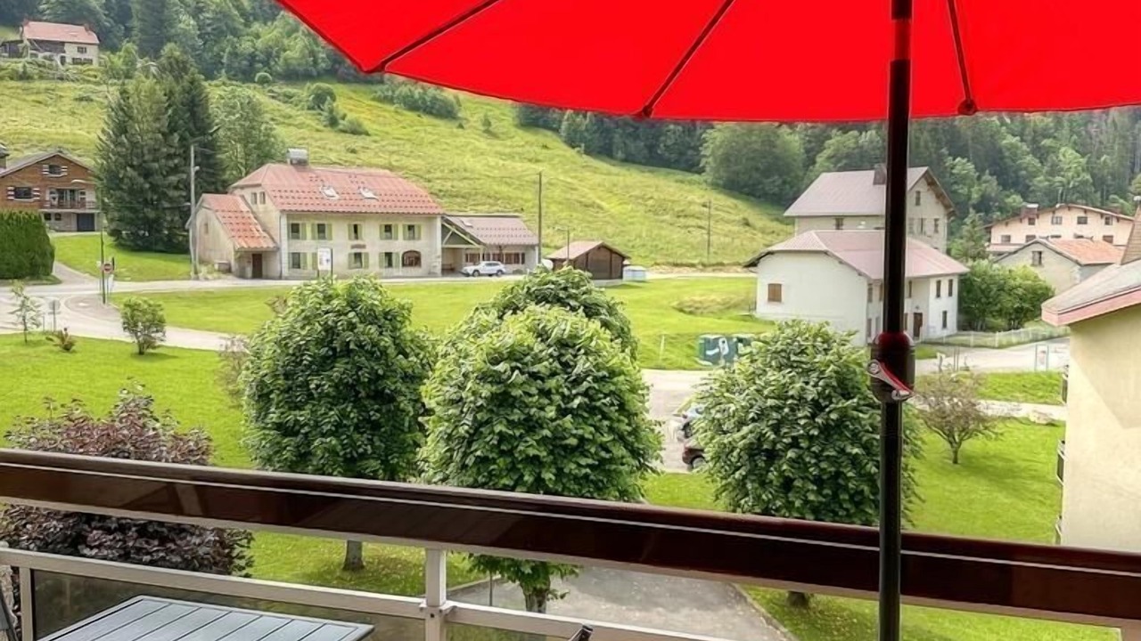 Photo of Outdoor in Lelex