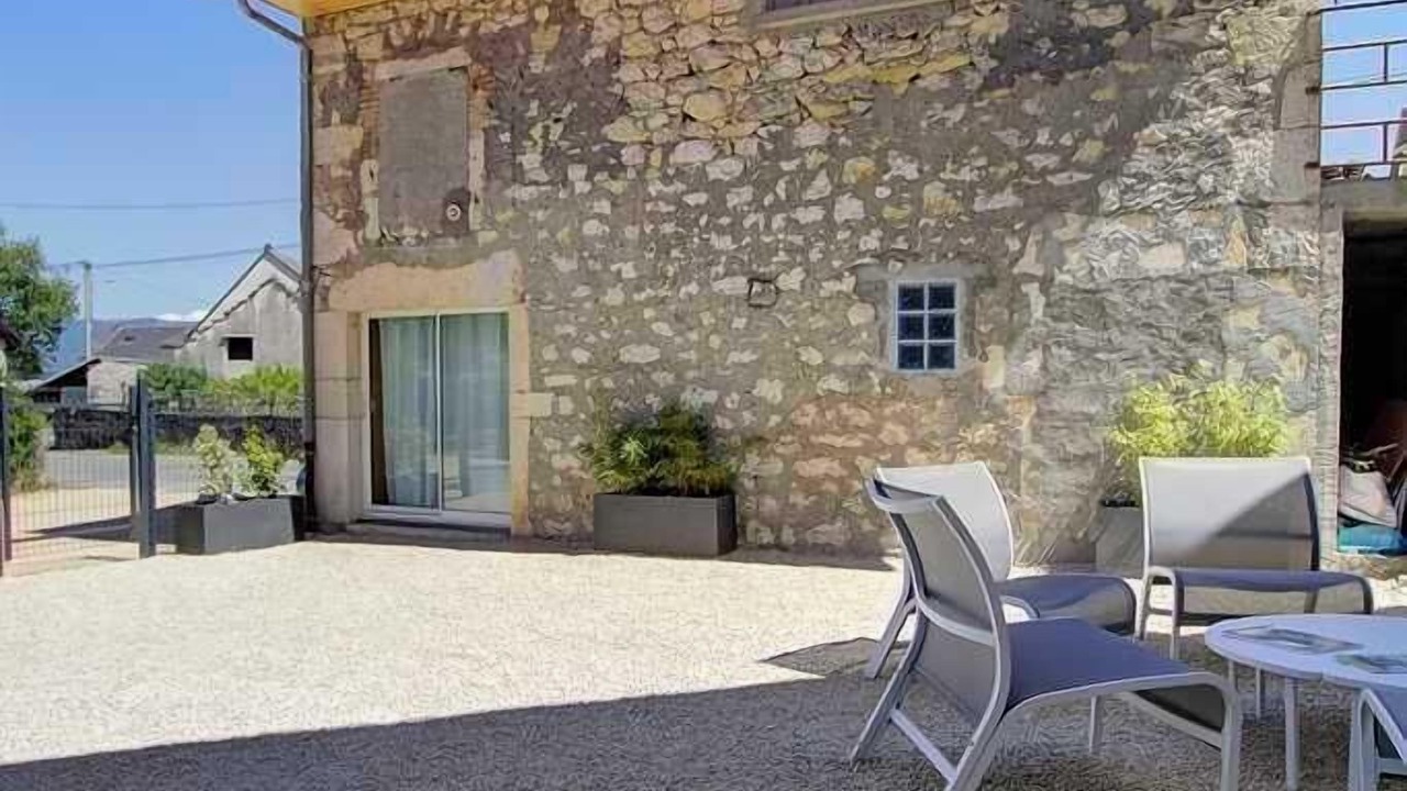 Photo of Patio Balcony in Ceyzerieu
