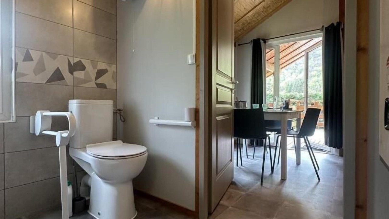 Photo of Bathroom in Chaley
