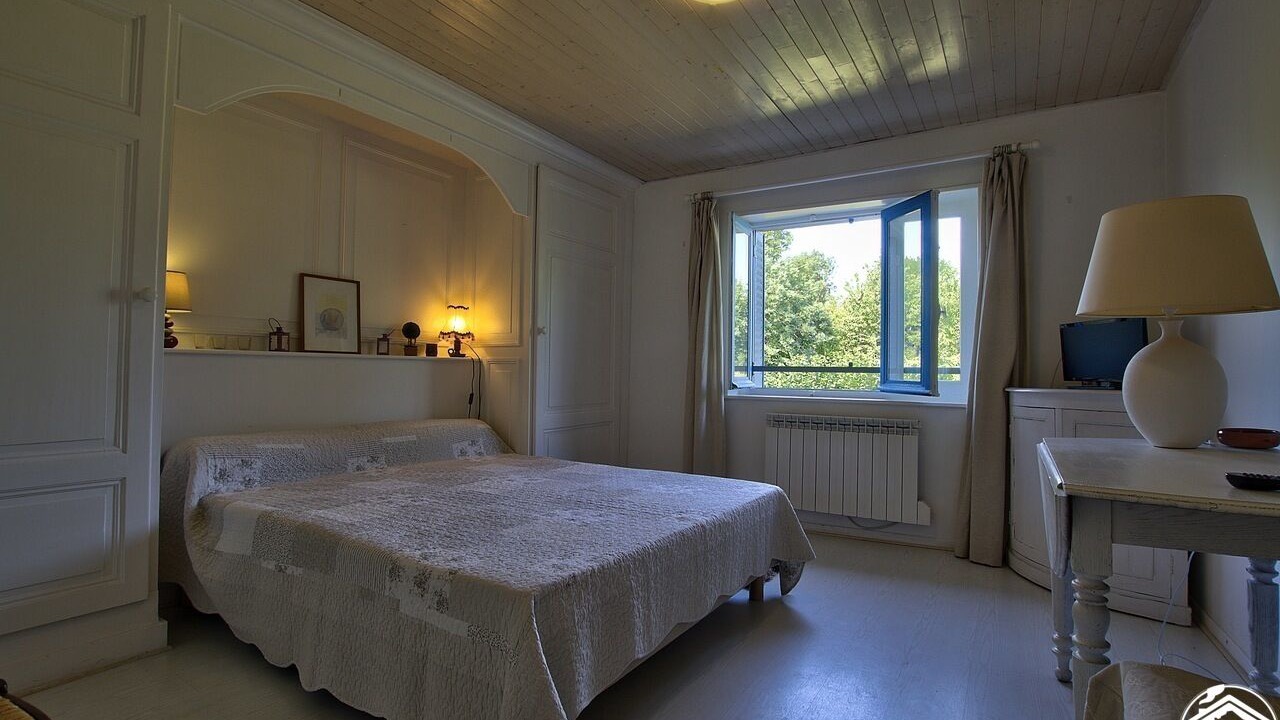 Photo of Bedroom in Saint-Etienne-sur-Chalaronne