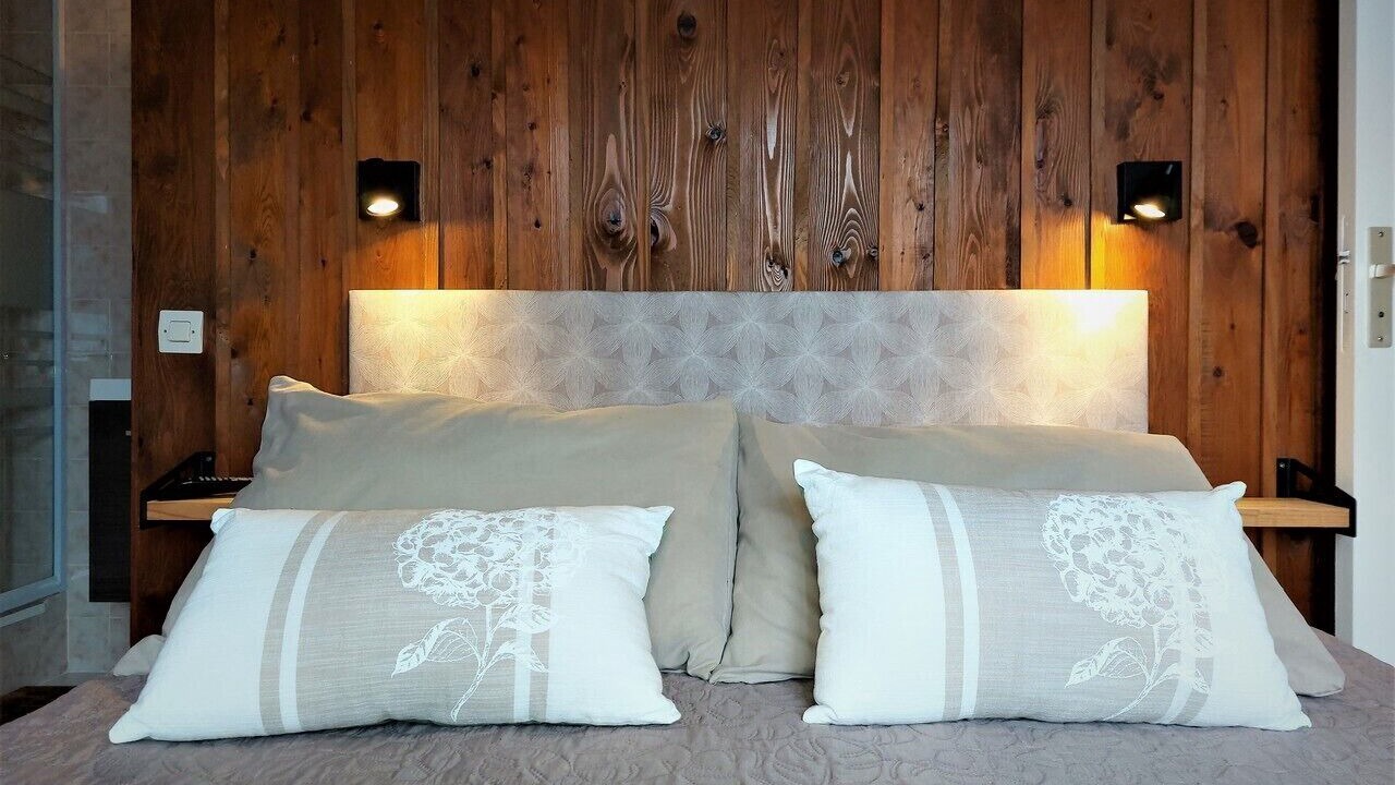 Photo of Bedroom in Montanges