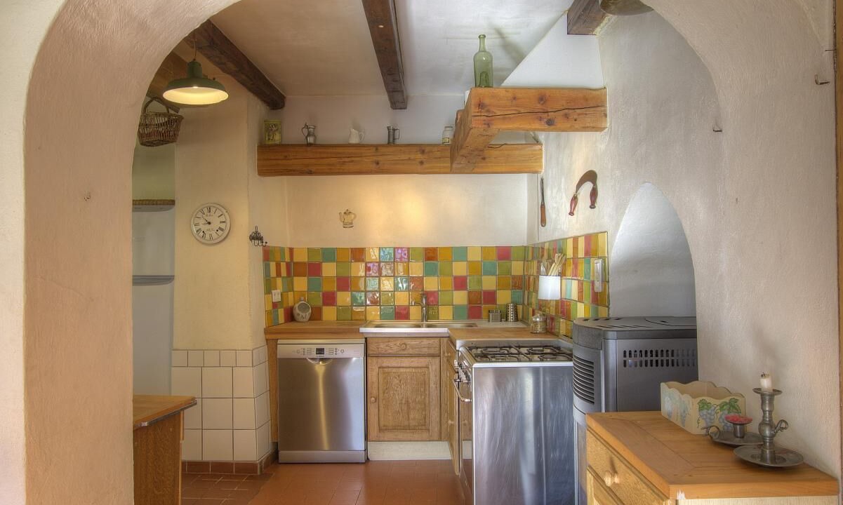 Photo of Kitchen in Chezery Forens