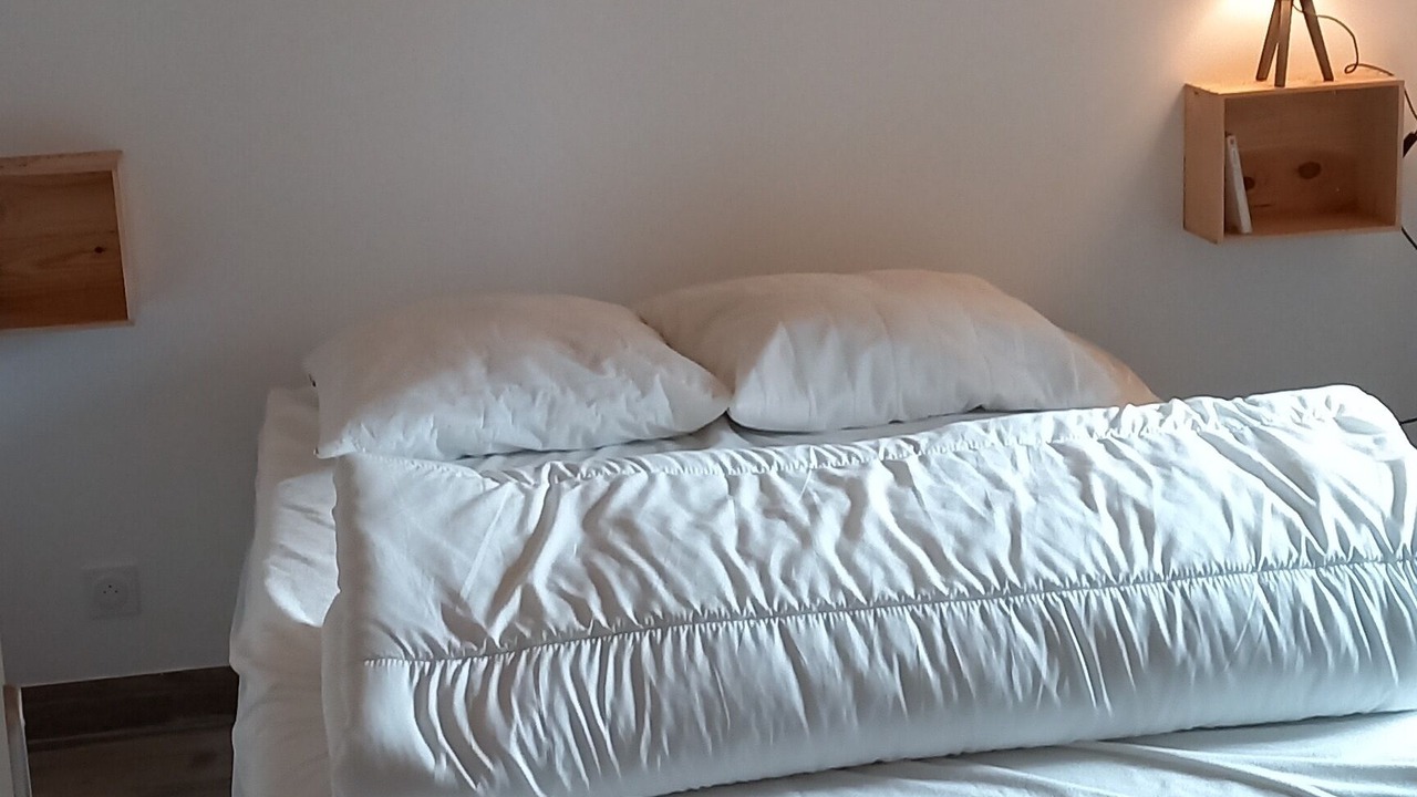 Photo of Bedroom in Campan