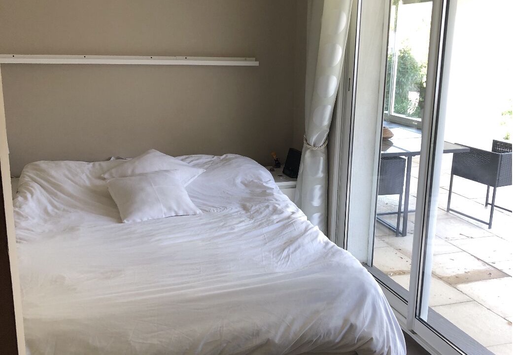 Photo of Bedroom in Saint-Chamas
