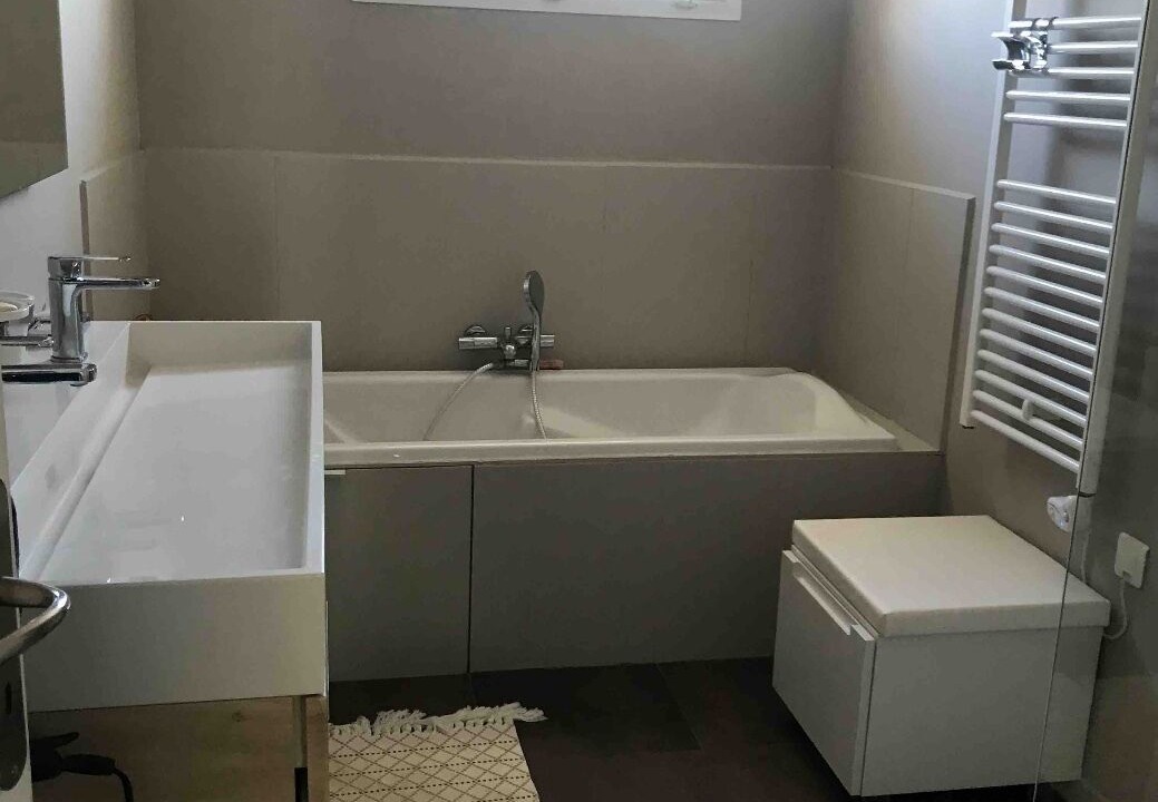 Photo of Bathroom in Saint-Chamas