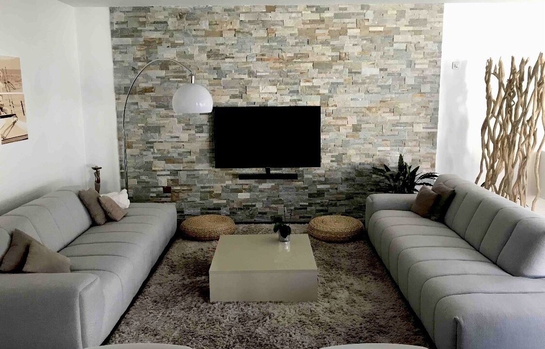 Photo of Livingroom in Saint-Chamas