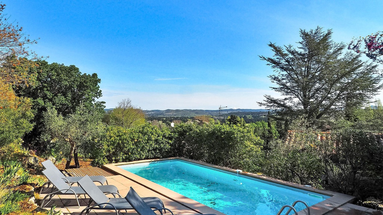 Photo of Outdoor in Saint-Martin-de-Crau