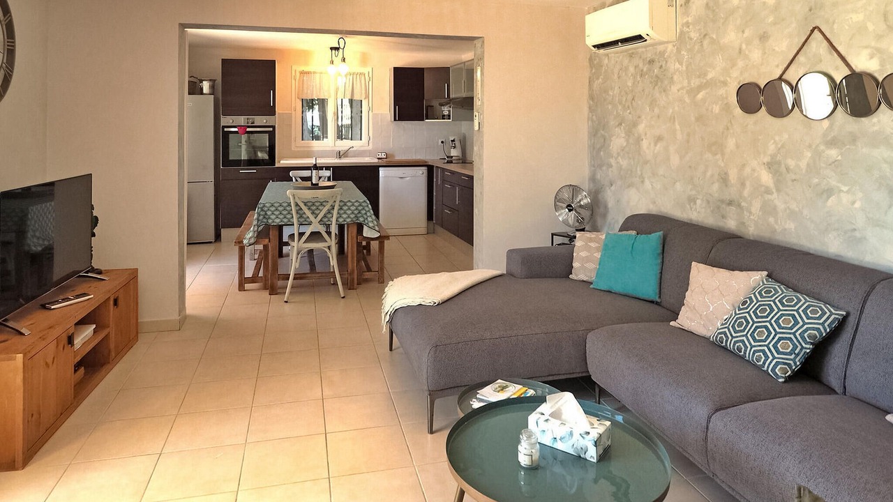 Photo of Bedroom in Paradou