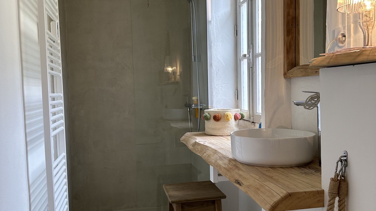 Photo of Bathroom in Porquerolles