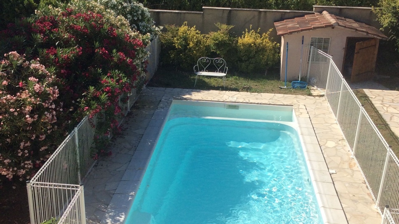 Photo of Outdoor in Saint-Saturnin-les-Avignon