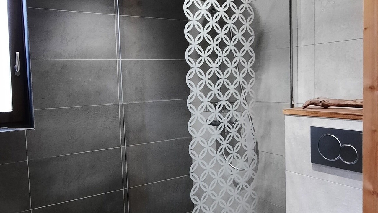 Photo of Bathroom in Charchilla