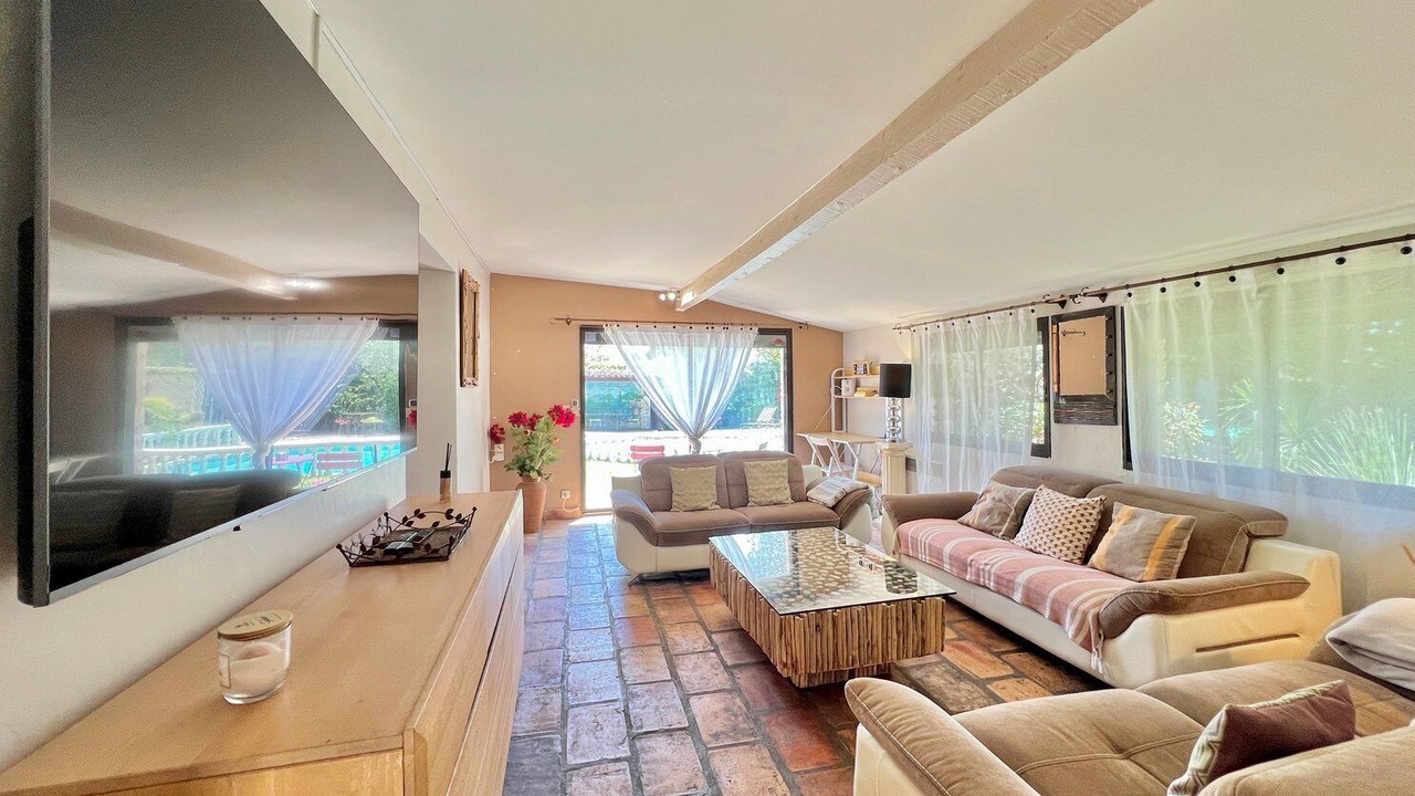 Photo of Livingroom in Marguerittes