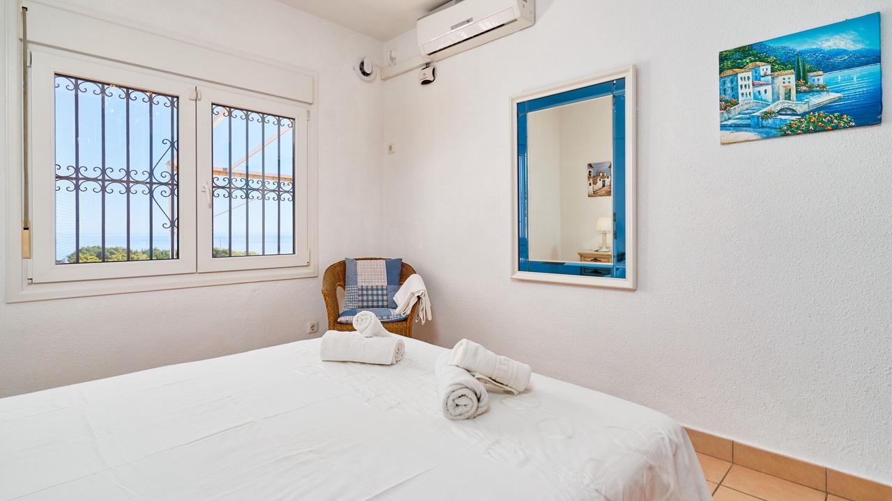 Photo of Bedroom in Chimenea