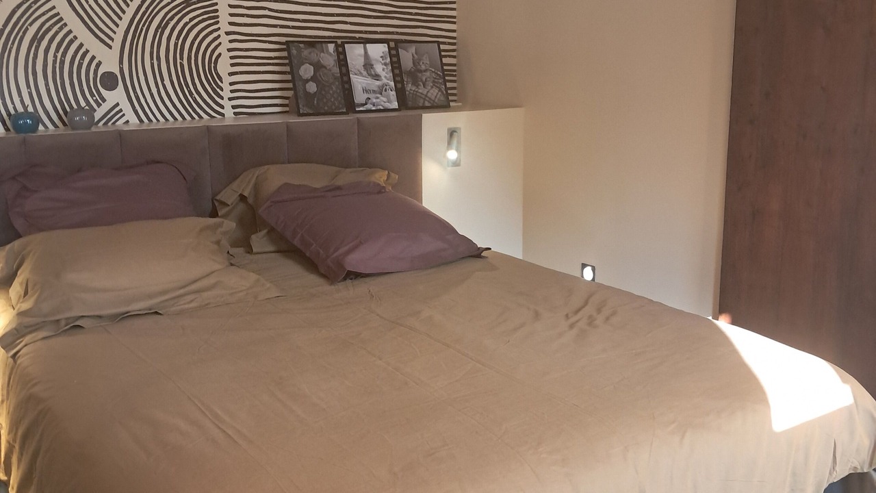Photo of Bedroom in Saint-Chamas
