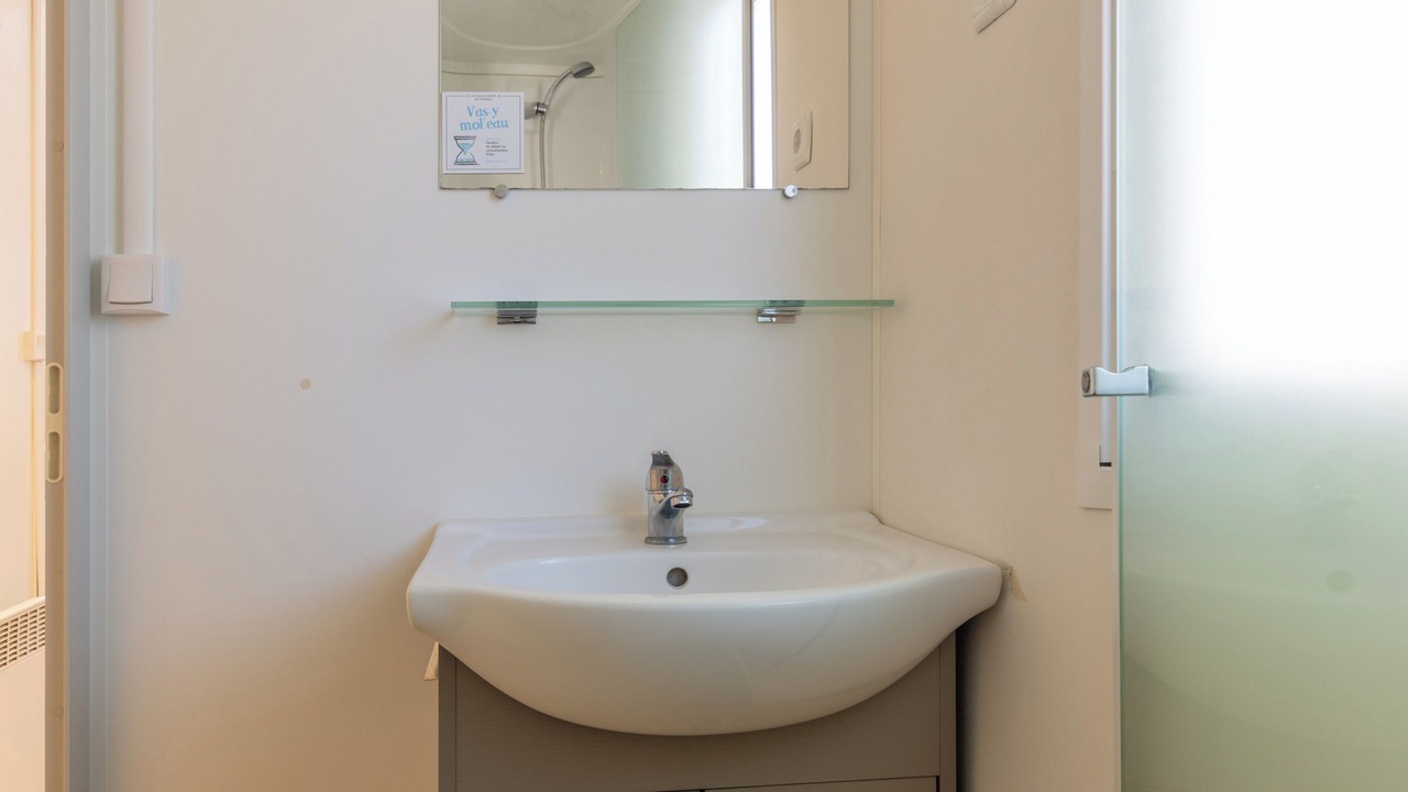 Photo of Bathroom in Lavilledieu