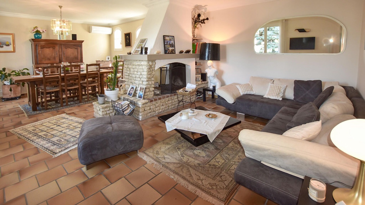 Photo of Bedroom in Morieres-les-Avignon