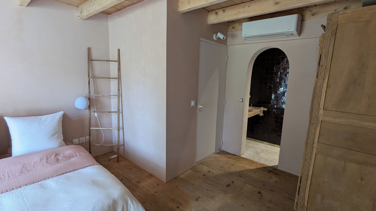 Photo of Bedroom in Quartier des Espesses