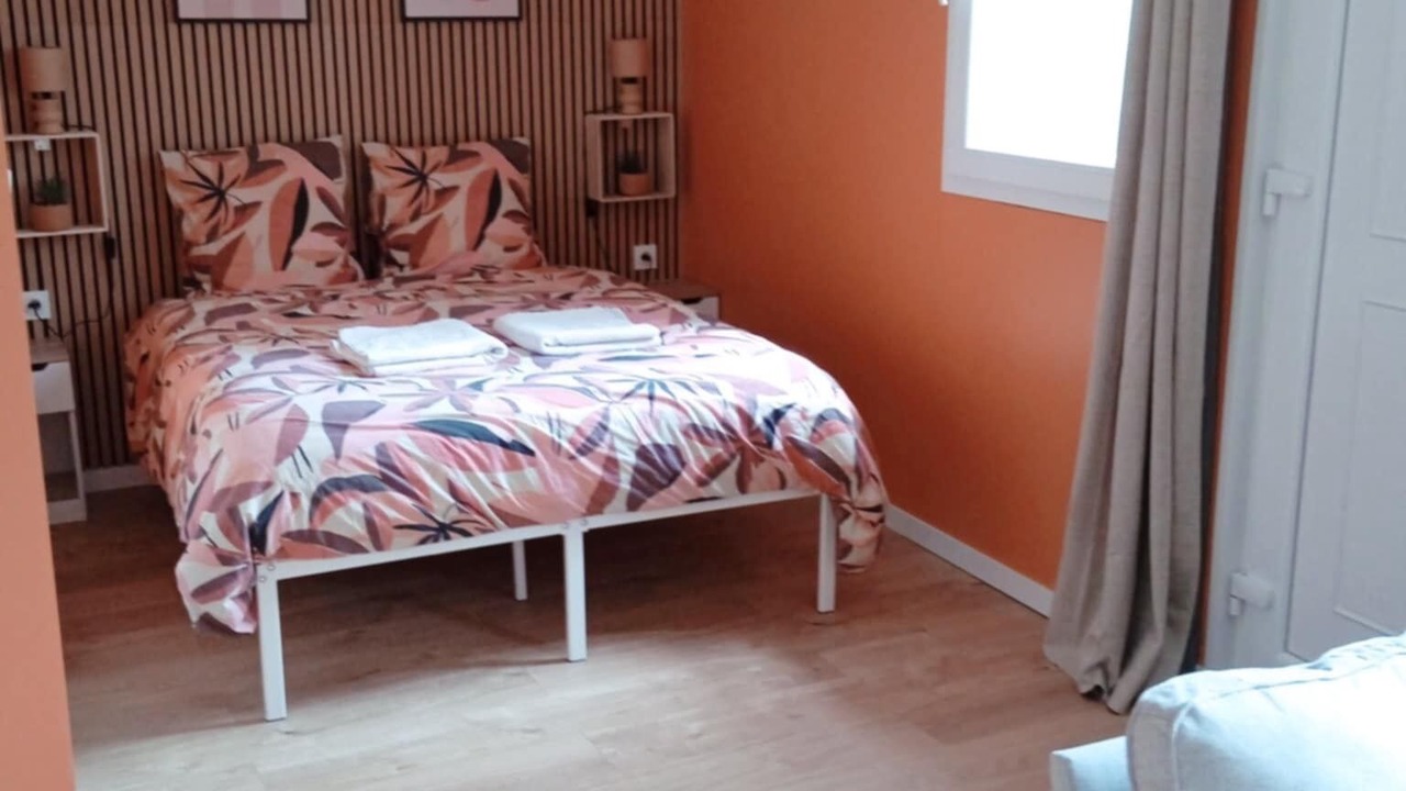 Photo of Bedroom in Oyonnax