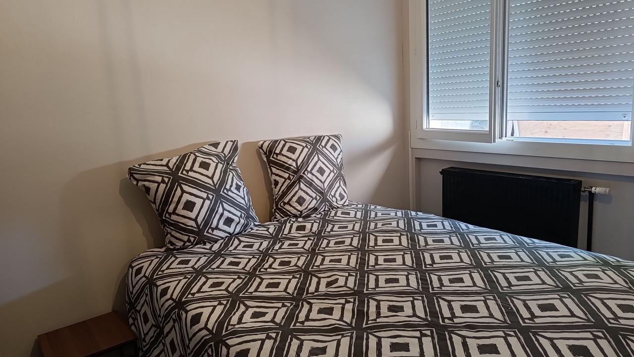 Photo of Bedroom in Aouste-sur-Sye