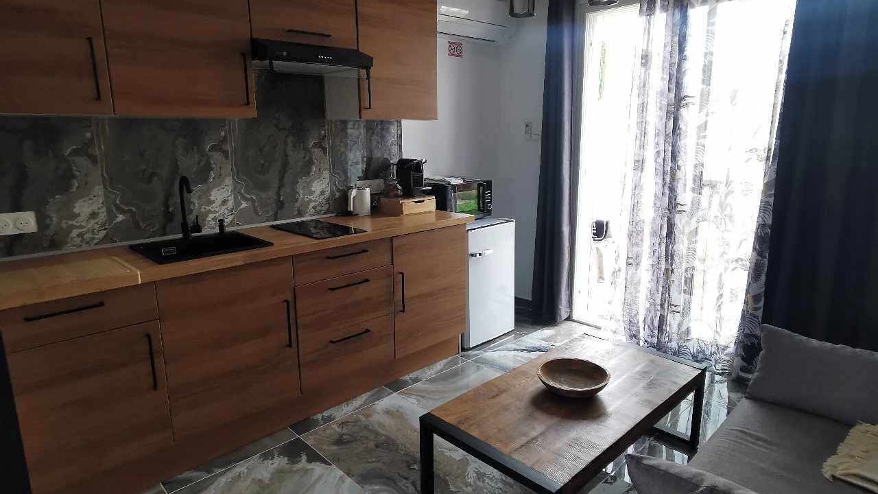 Photo of Livingroom in Port-Saint-Louis-du-Rhone