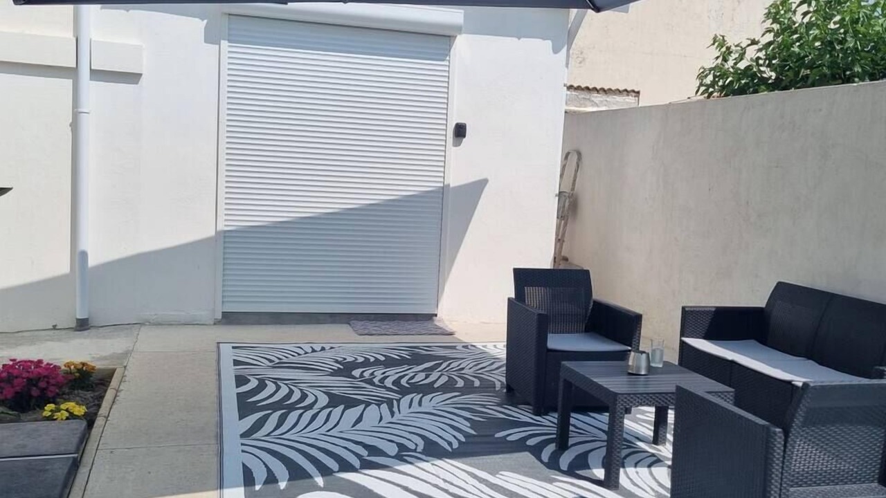 Photo of Patio Balcony in Port-Saint-Louis-du-Rhone