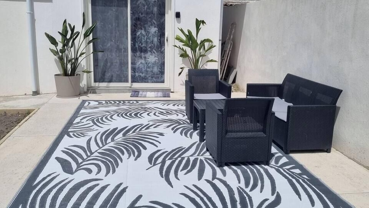 Photo of Patio Balcony in Port-Saint-Louis-du-Rhone
