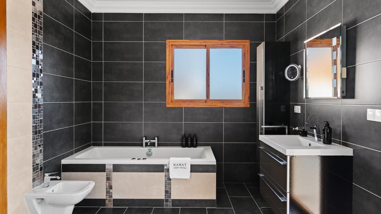 Photo of Bathroom in Costa Adeje