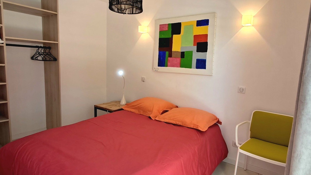 Photo of Bedroom in Quartier des Espesses