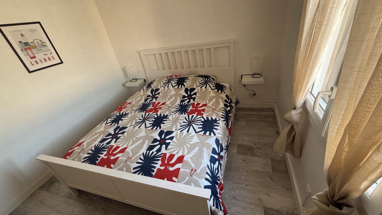 Photo of Bedroom in Remoulins