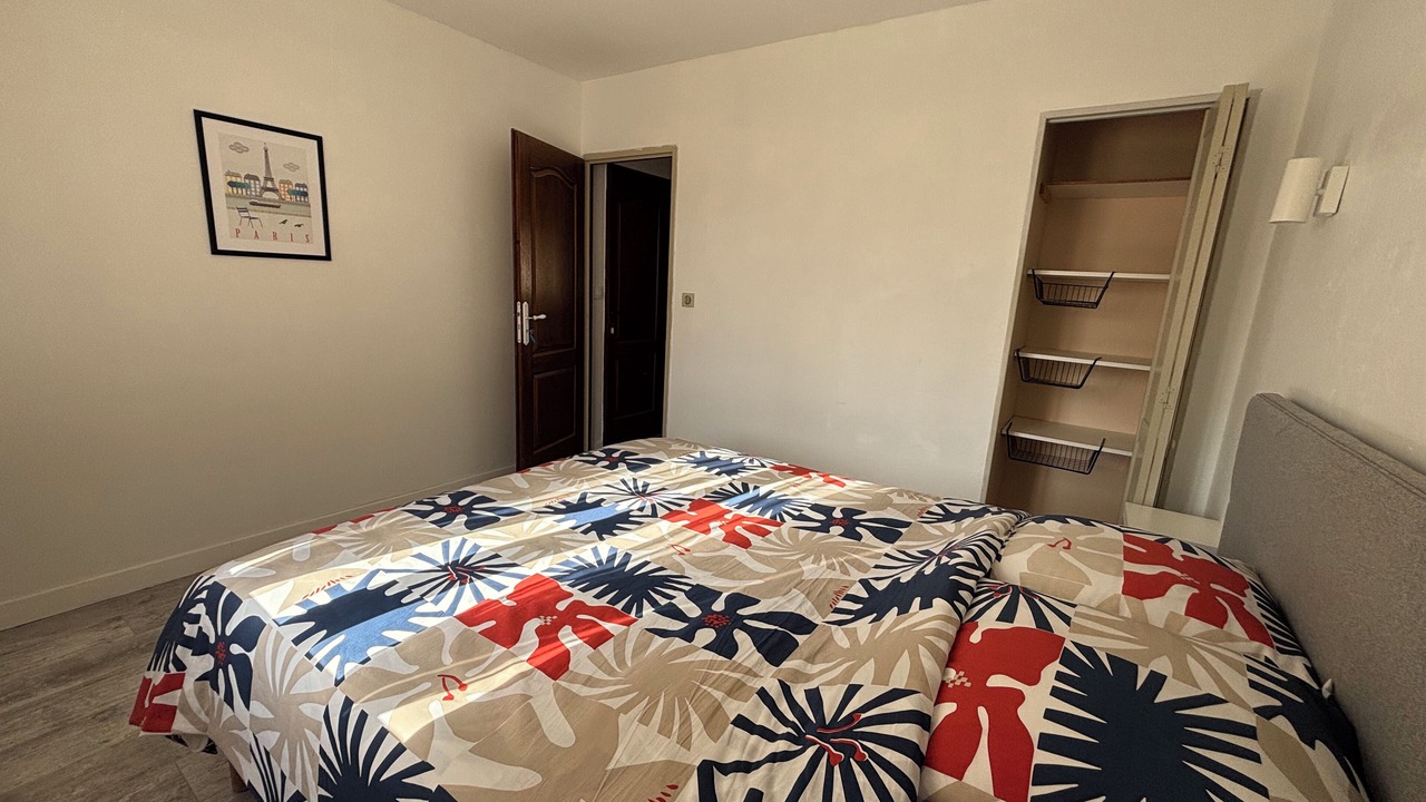 Photo of Bedroom in Remoulins