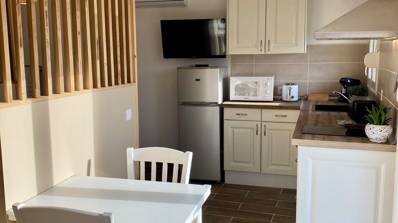 Photo of Kitchen in Suze-la-Rousse