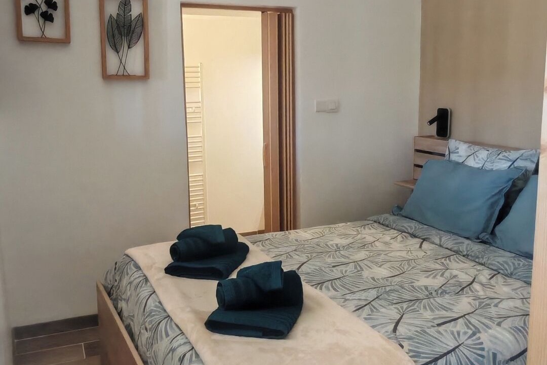 Photo of Bedroom in Suze-la-Rousse