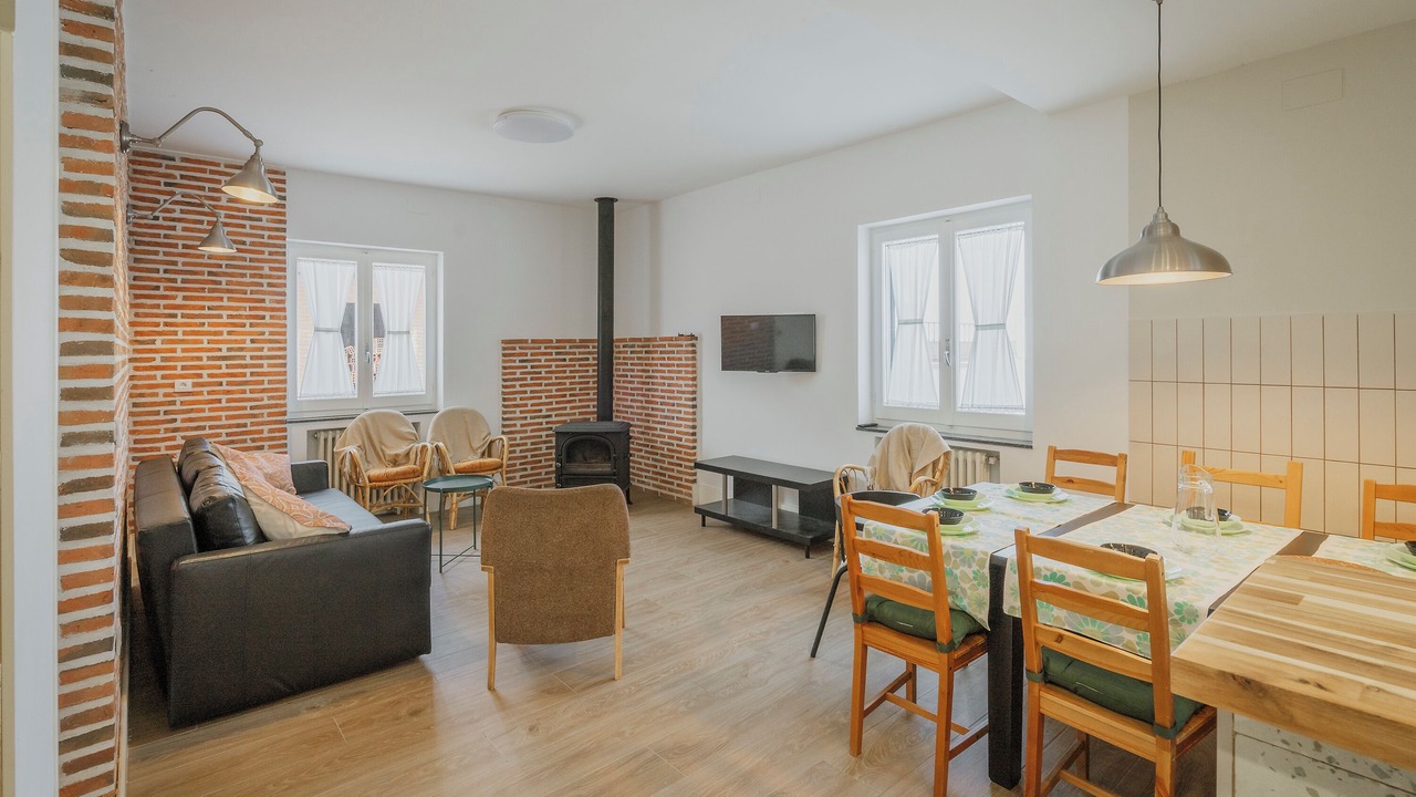Photo of Livingroom in Nava de la Asuncion