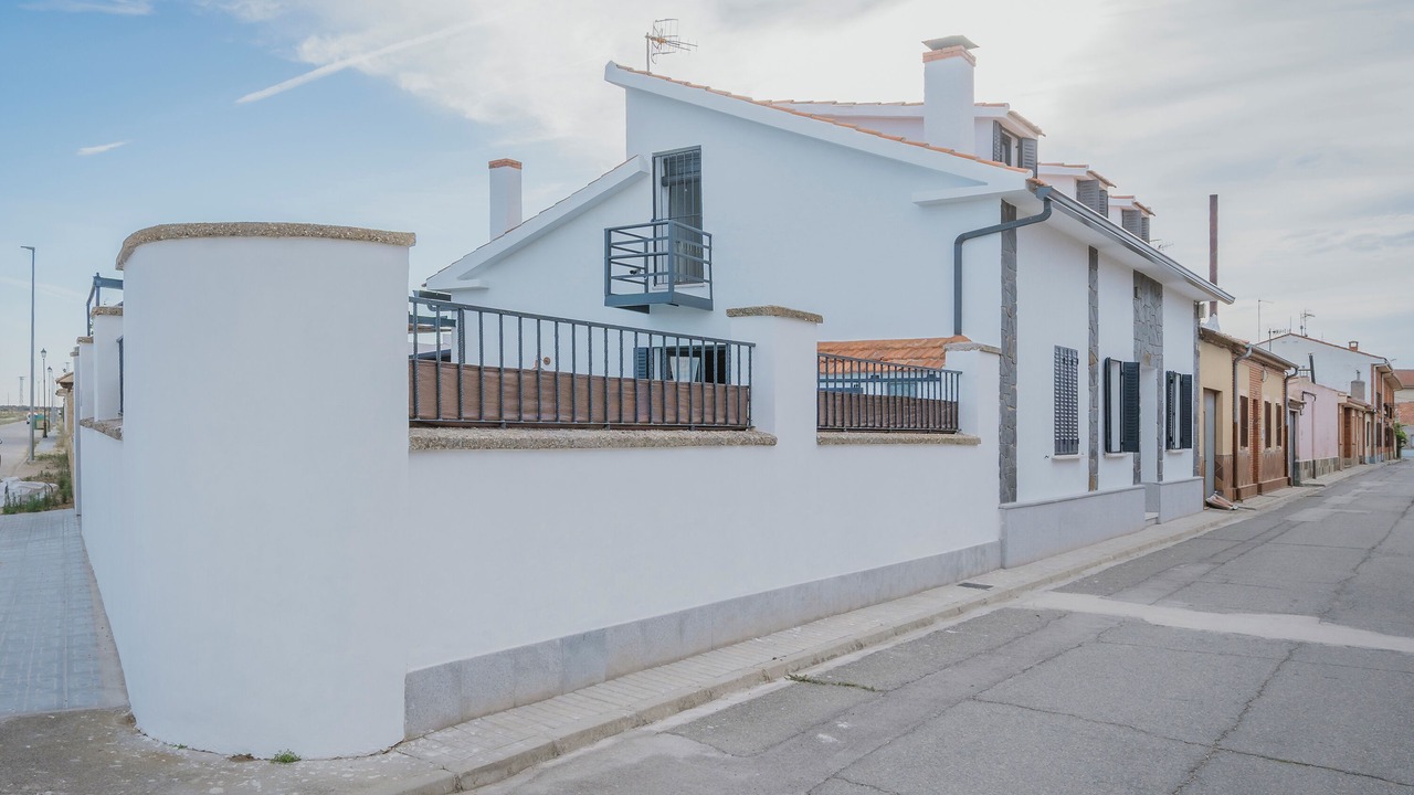 Photo of Outdoor in Nava de la Asuncion