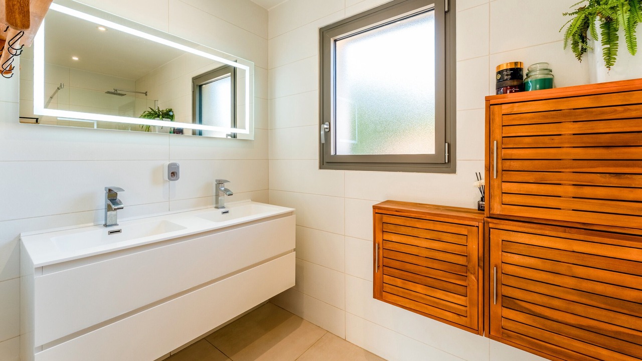 Photo of Bathroom in Russan
