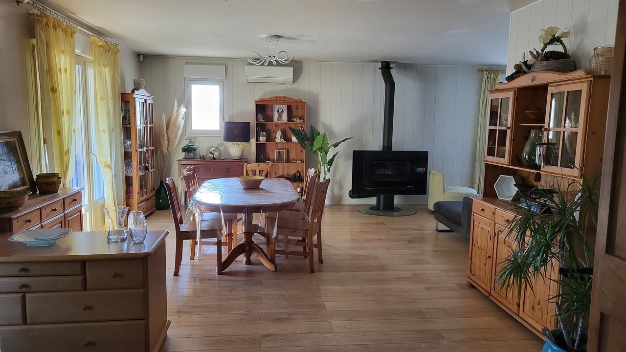 Photo of Livingroom in Chateauneuf-de-Gadagne