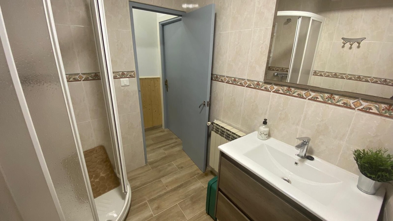 Photo of Bathroom in Fuentemolinos