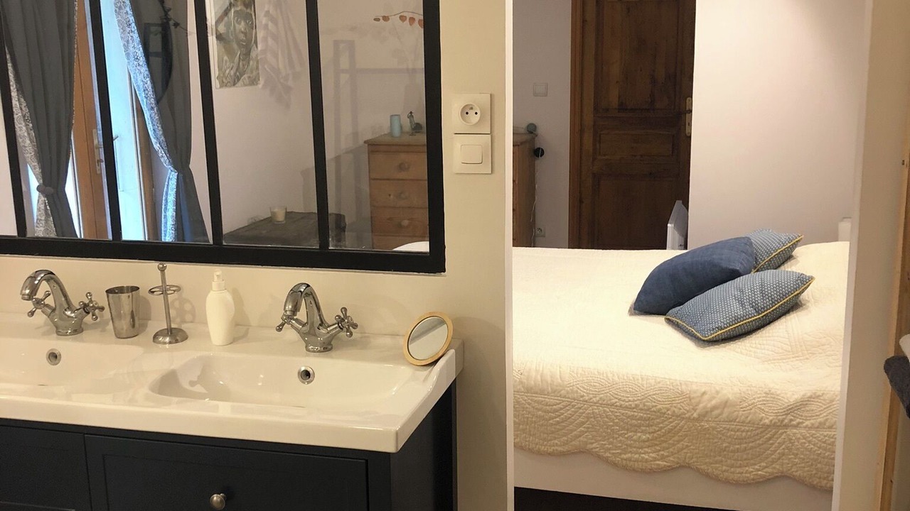 Photo of Bedroom in Hautecourt-Romaneche