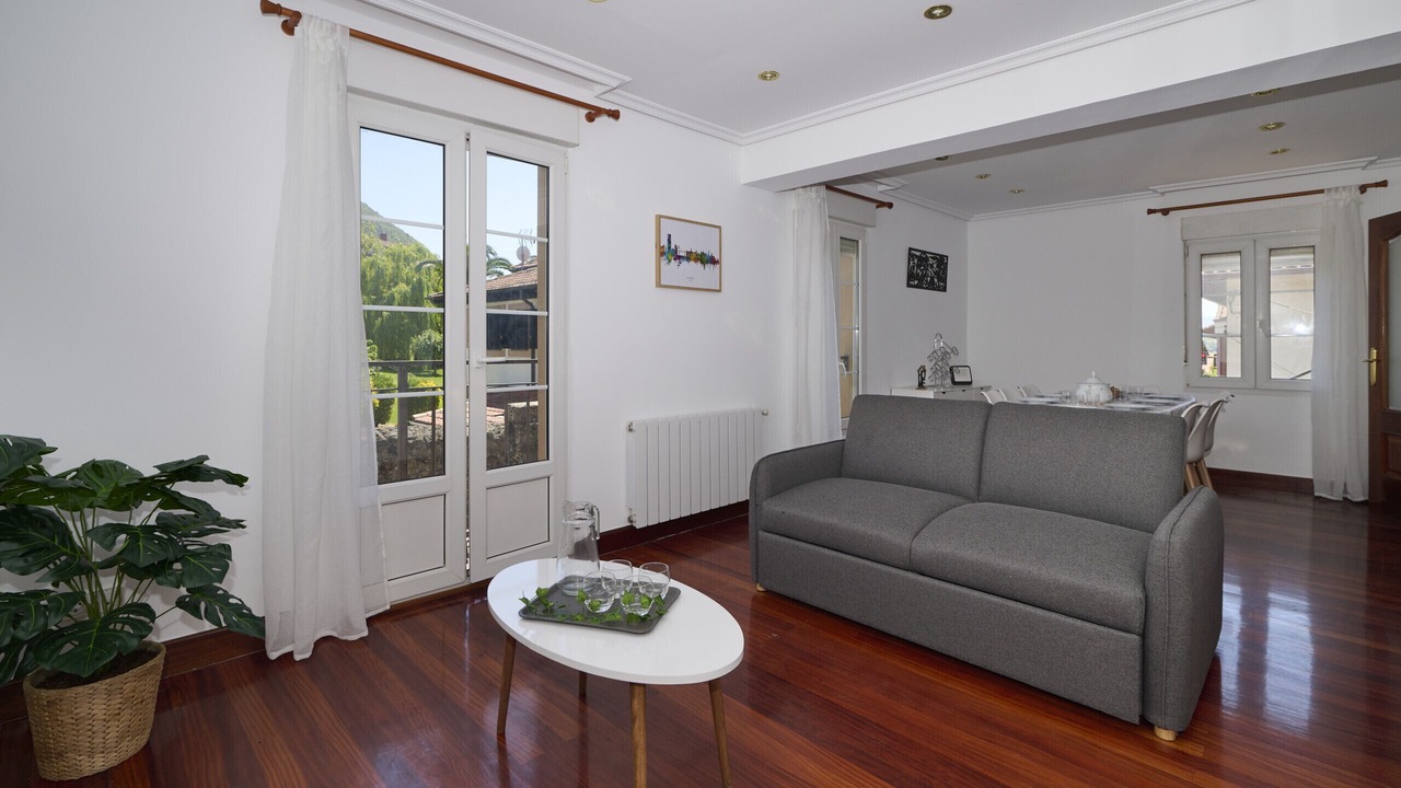 Photo of Livingroom in Gautegiz Arteaga