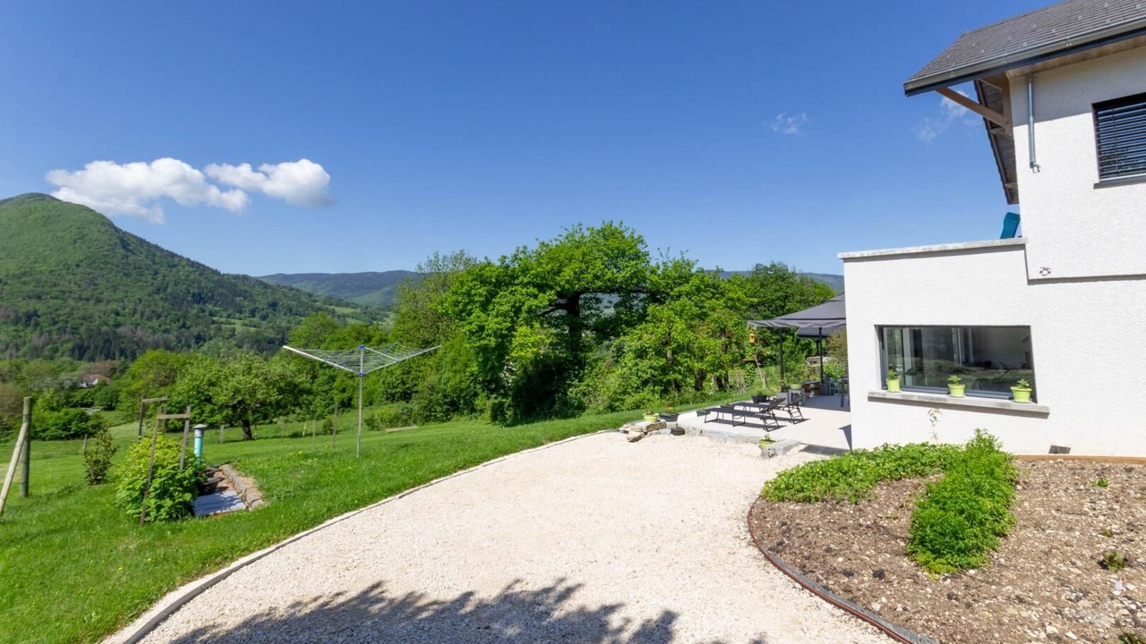 Photo of Patio Balcony in La Motte-en-Bauges