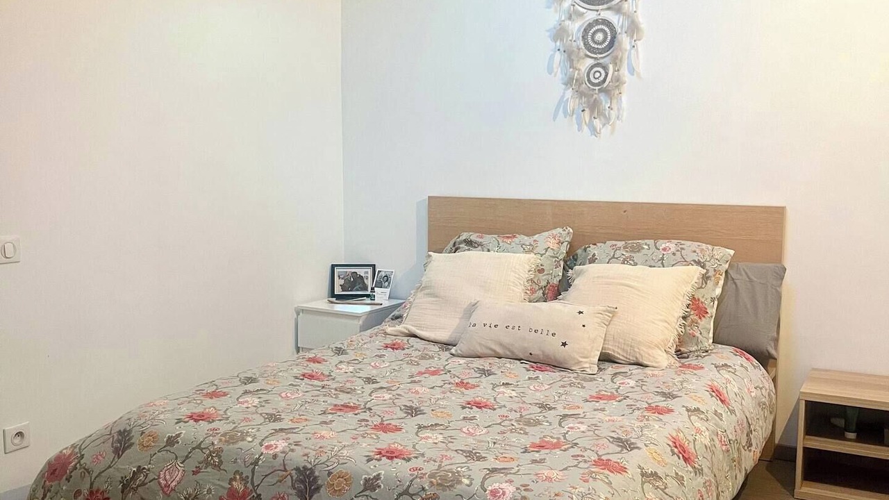 Photo of Bedroom in Saint-Chamas