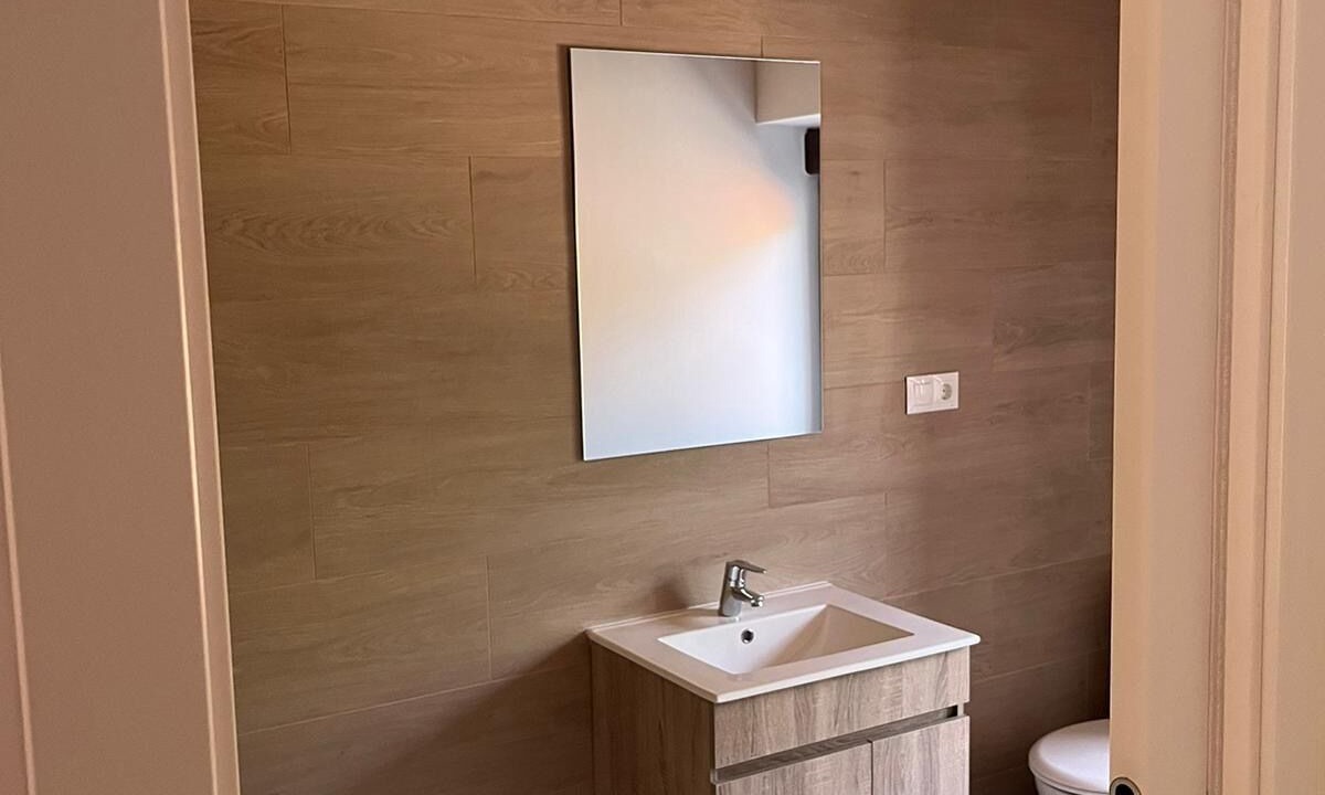 Photo of Bathroom in Roiz