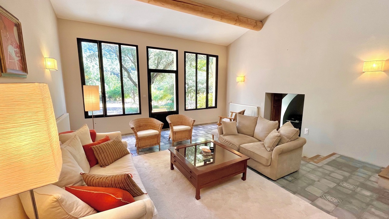 Photo of Livingroom in Vauvenargues