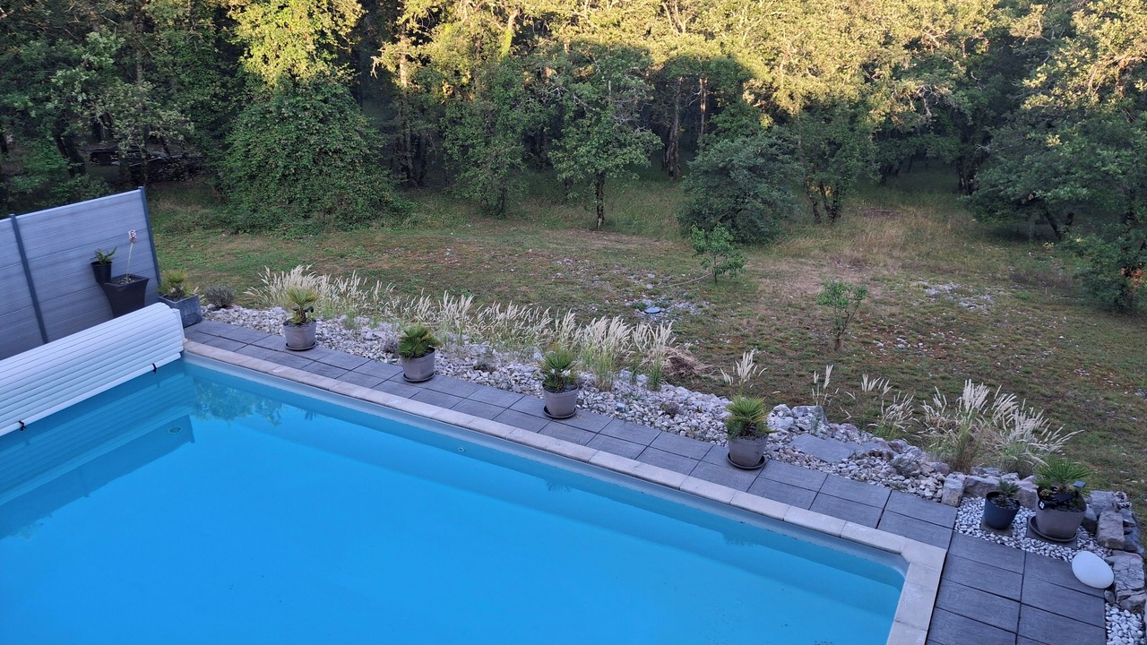 Photo of Outdoor in Chasteaux