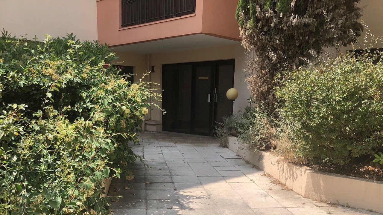 Photo of Outdoor in Avignon City Centre